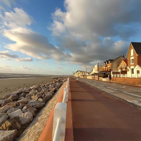 Les Bains De Mer Le Crotoy Bagian luar foto